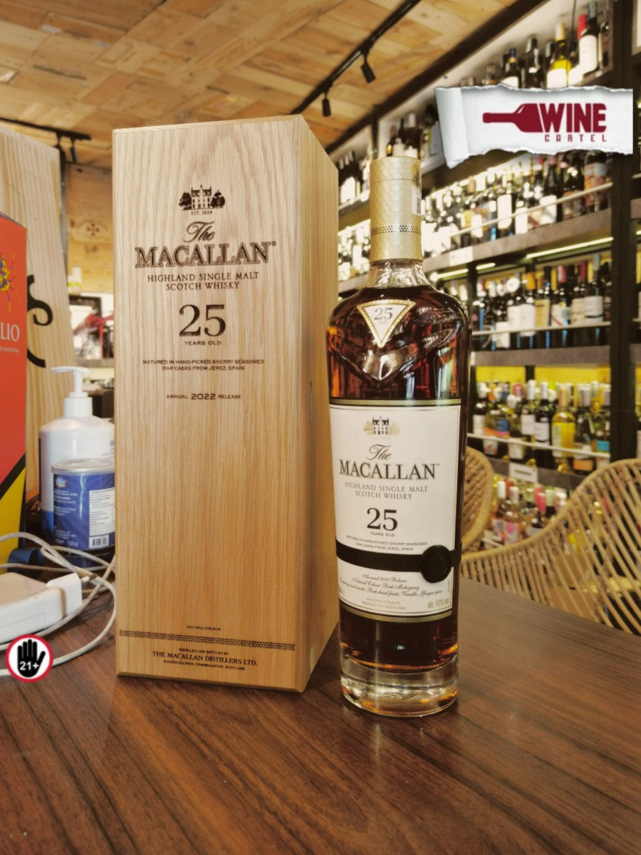 The Macallan 25 YO Years Old - Highland Single Malt Scotch 700mL Rare UK