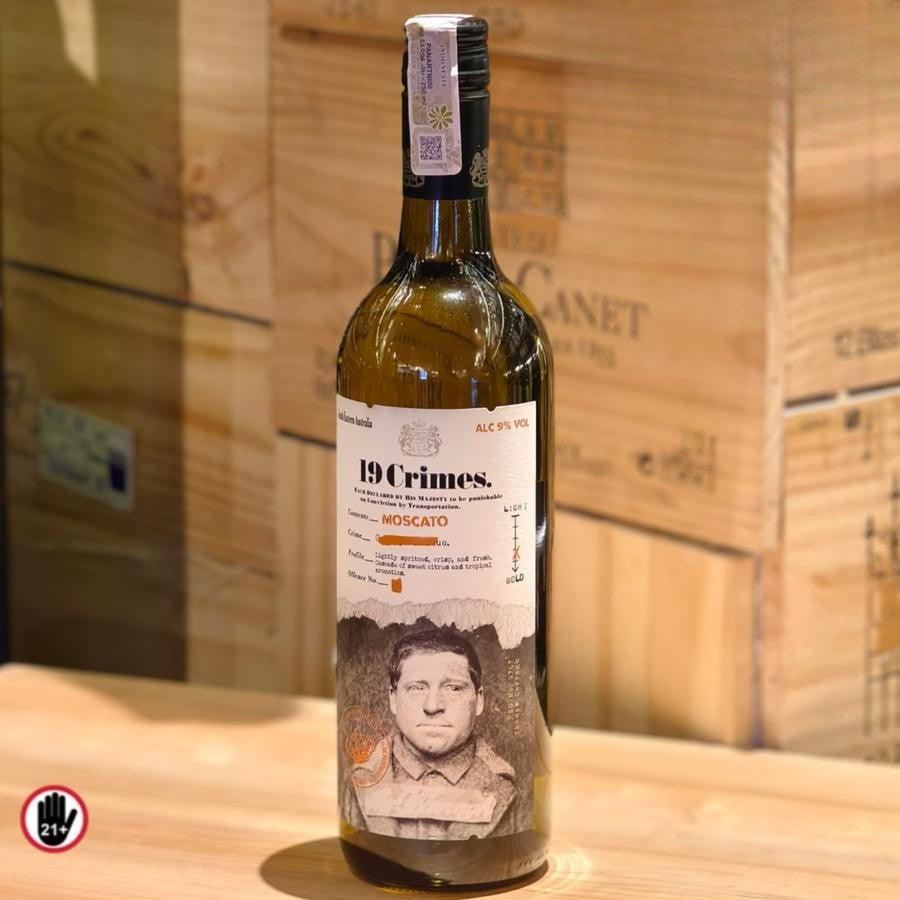 WHITE WINE 19 Crimes Moscato 750mL