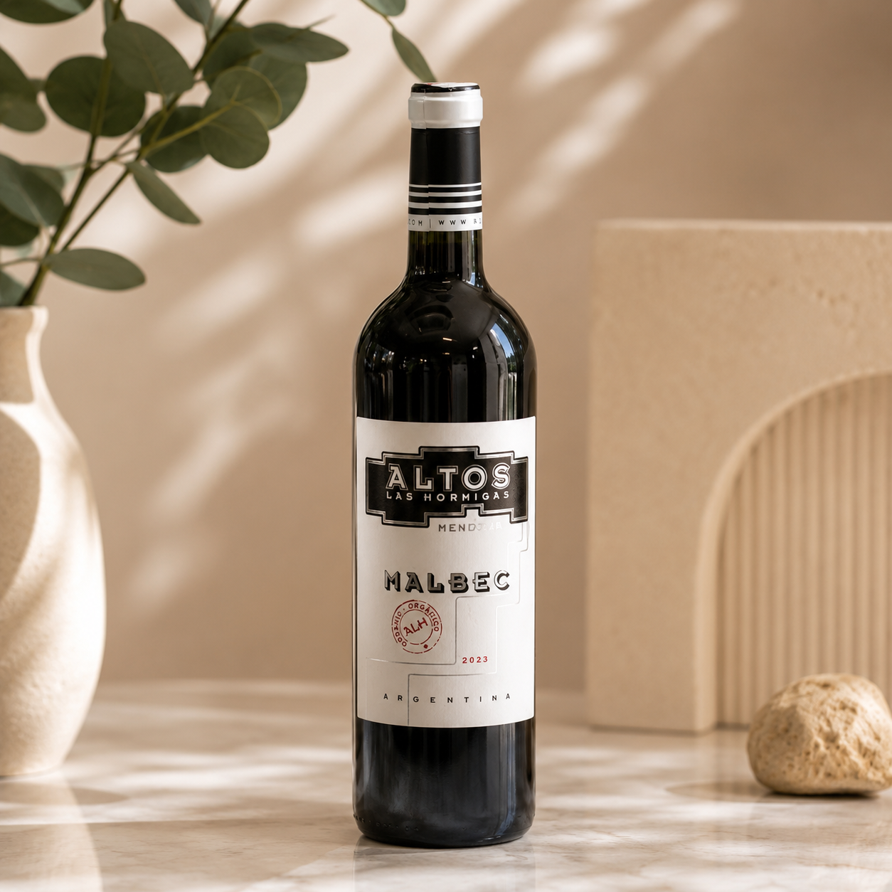 RED WINE Altos Las Hormigas Malbec Mendoza 750mL ARGENTINA