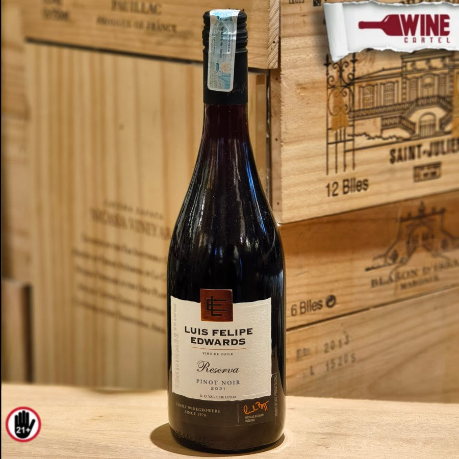 RED WINE Luis Felipe Edwards Gran Reserva Pinot Noir 750ML SPAIN