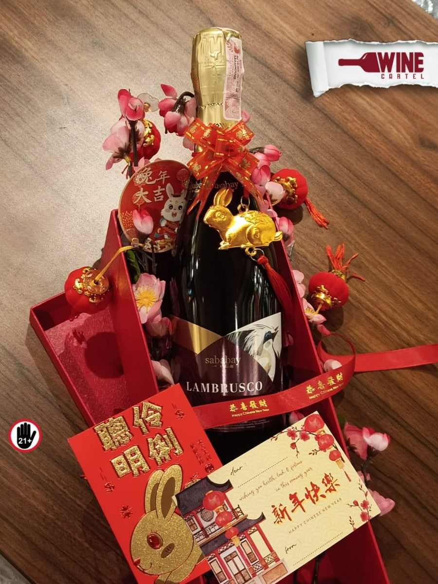 Chinese New Year Imlek Hampers Gift Sababay Sparkling Lambrusco 750mL INDONESIA