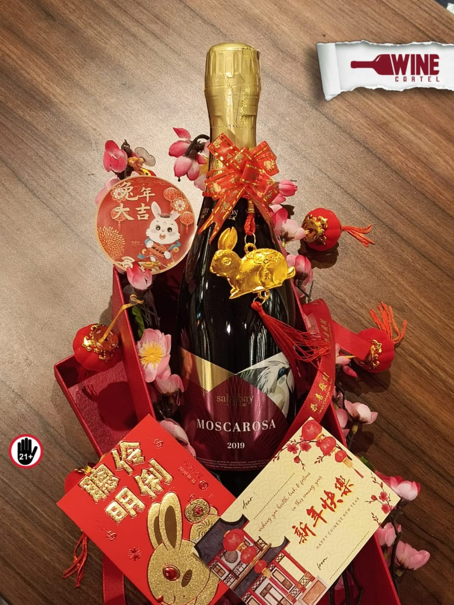 Chinese New Year Imlek Hampers Sababay Moscarosa Sweet Sparkling Rose INDONESIA