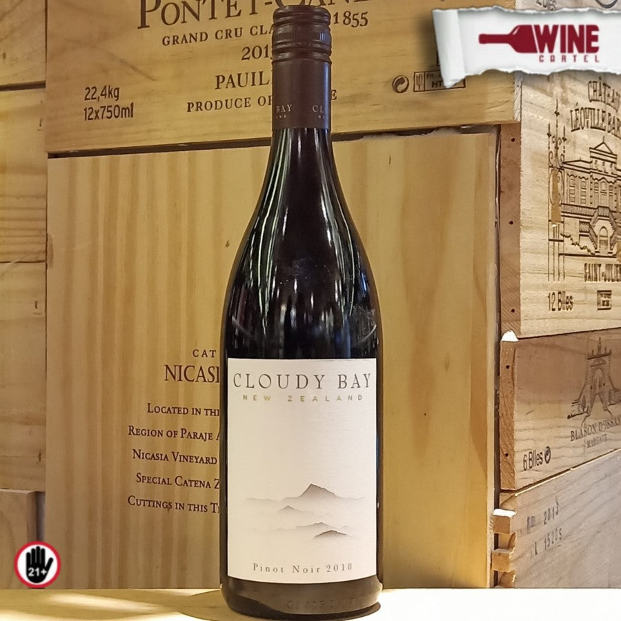 RED WINE Cloudy Bay Pinot Noir Marlborough 750mL NEW ZEALAND