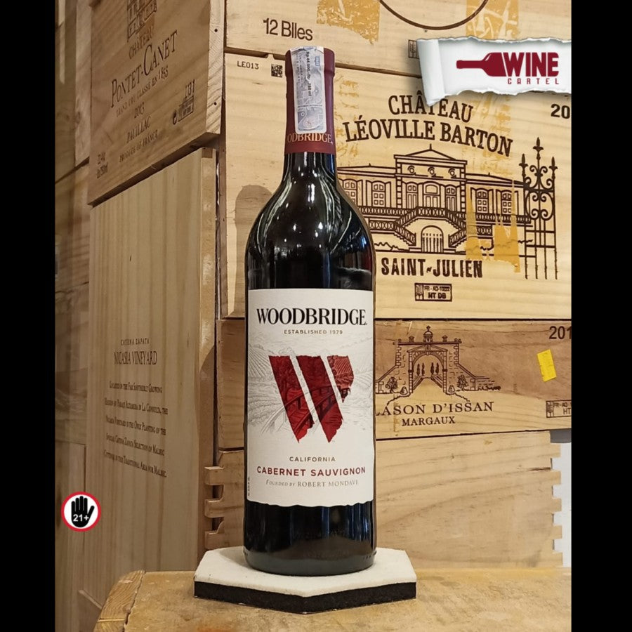 RED WINE Woodbridge by Robert Mondavi Cabernet Sauvignon 750mL US